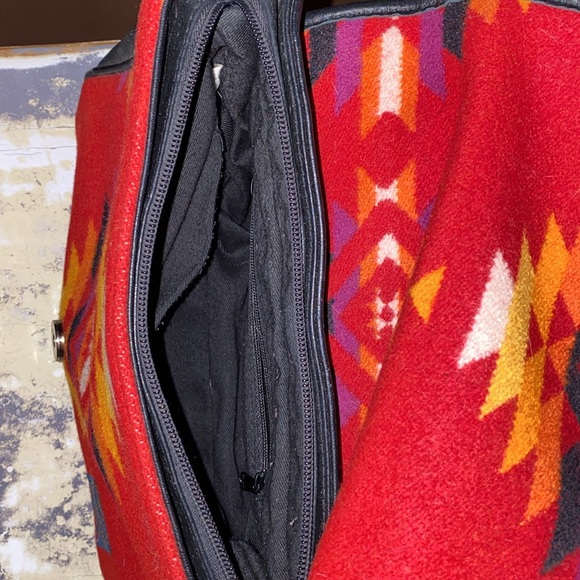 🌟🌟🌟PENDLETON HANDBAG WITH CUSTOM BEADED STRAP🌟🌟🌟 - Picture 8 of 10